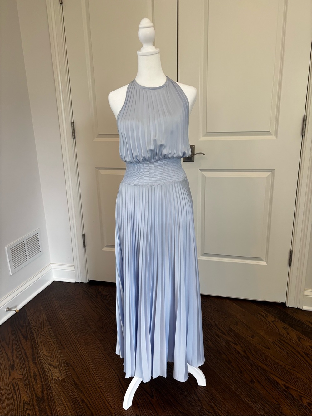 Sold out! Aritzia Babaton Intellect Satin Pleated Midi Dress in Cruise Blu